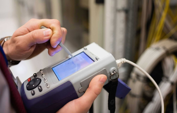 How to Test and Certify Structured Cabling for Maximum Performance